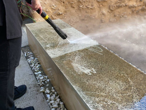 Best Commercial Pressure Washing  in Schulenburg, TX